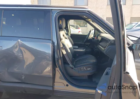 2024 Rivian R1S Adventure Quad Motor Large Pack from USA, damaged, VIN 7PDSGABA1RN039642